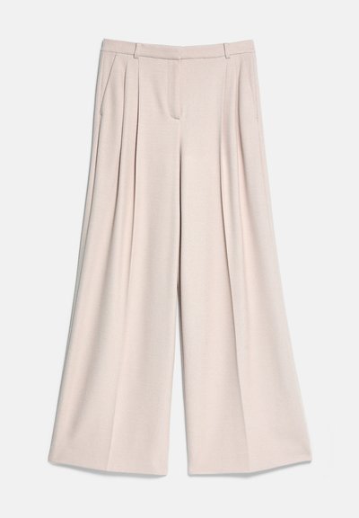 Pantalon beige à jambes larges avec plis à l'avant, poches latérales et passants de ceinture, présenté à plat sur un fond clair.