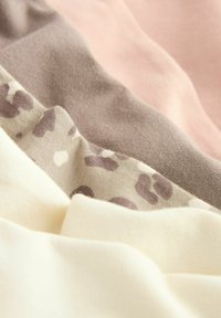 Next WIDE LEG  3 PACK SET - Nachtwäsche Set - ecru pink slogan print