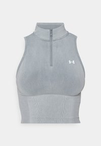 Sivi atletski crop top s visokim ovratnikom i četvrtastim patentnim zatvaračem, s glatkom teksturom i malim bijelim logotipom sprijeda.