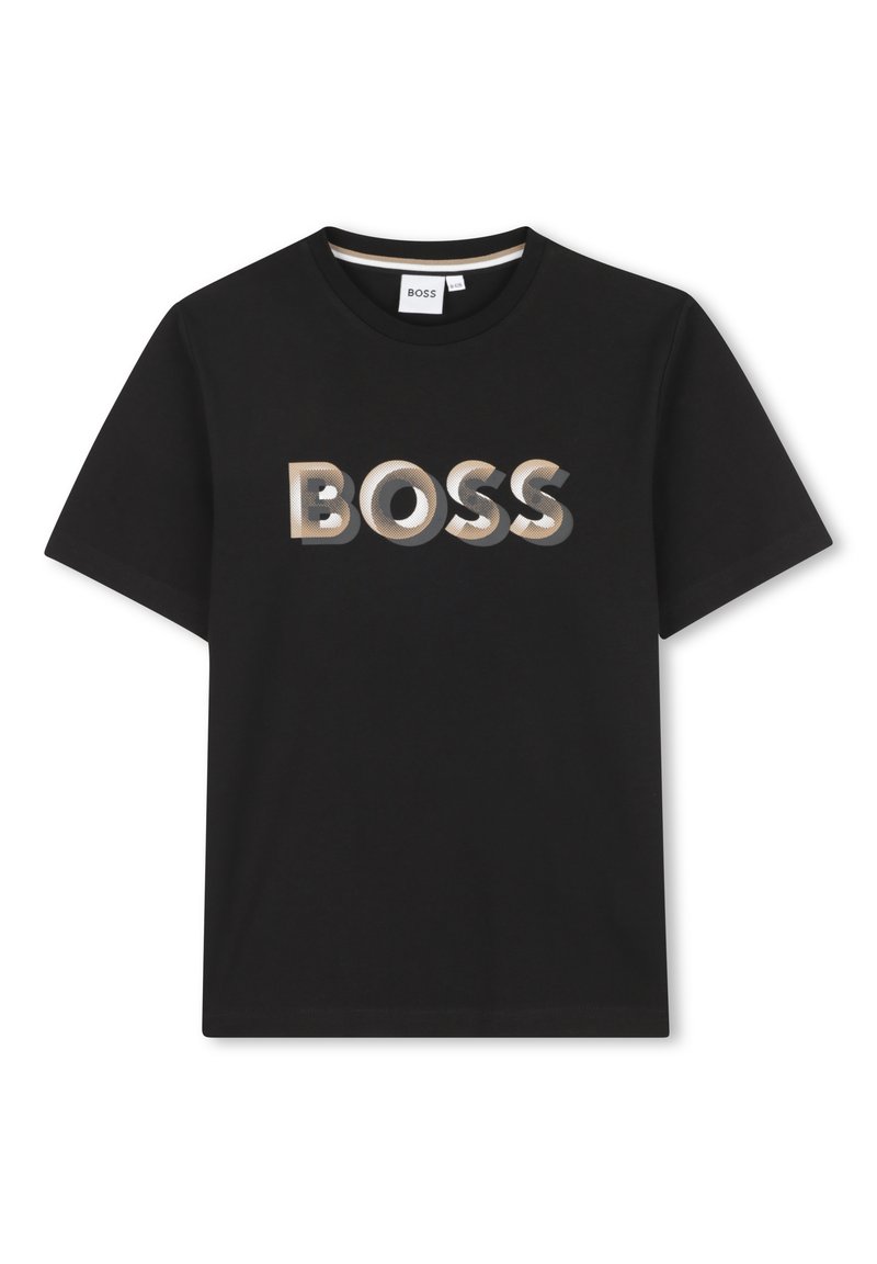 Zwarte katoenen t-shirt met een groot, gestructureerd "BOSS" logo in tinten zilver en goud, ronde hals en korte mouwen.