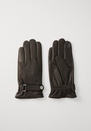 Guanti in pelle marrone con un design a coste e cinturino da polso. Presentano una texture liscia con un dito touch screen sul guanto destro.