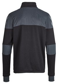 Schwarz-graue Jacke mit Reißverschluss am Kragen, texturiertem Oberteil, glatten Ärmeln und geometrischen Schulterakzenten. Mit hohem Kragen und langen Ärmeln.