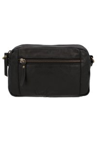 Czarna skórzana torba na ramię o prostokątnym kształcie, wyposażona w przednią kieszeń na zamek oraz mosiężne akcenty. Gładka faktura.