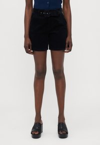 ONLY Tall ONLNESSA BELT  - Shorts - black