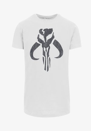 Biała bawełniana koszulka z dużym czarnym, postarzanym logo czaszki Mandalorian w centrum, z krótkimi rękawami i klasycznym okrągłym dekoltem.