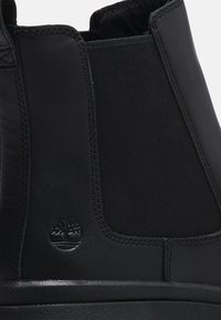 Timberland GREYFIELD CHELSEA - Platform ankle boots - black full grain