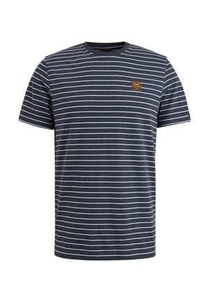 Blå og hvid stribet t-shirt med korte ærmer, rund halsudskæring og et lille rektangulært logo patch på brystet. Materialet er en bomuldsblanding.
