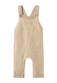 Beige gestrickter romper mit verstellbaren Trägern, zwei Knopfverschluss, gerippten Kanten und einem dekorativen Diamantmuster auf der Brust.