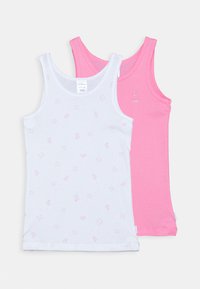 Deux débardeurs : l'un blanc avec un imprimé ours rose, l'autre rose uni. Les deux sont en coton doux avec des bretelles larges et une coupe confortable.