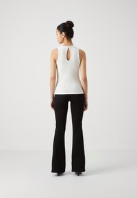 VILA VIBABIA O NECK - Top - eggnog