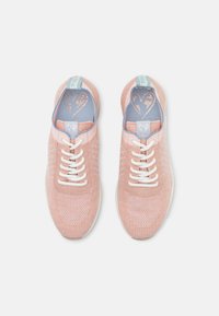 Marco Tozzi Trainers - salmon comb