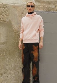 Nike Sportswear SPORTSWEAR CLUB FLEECE - Ikdienas džemperis - pink bloom