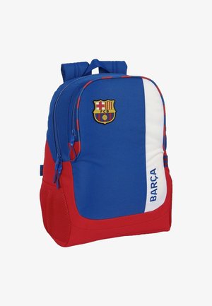 Sac à dos bleu et rouge avec un grand logo Barça, doté d'un compartiment principal zippé, d'une poche latérale en mesh et d'accents rayés.