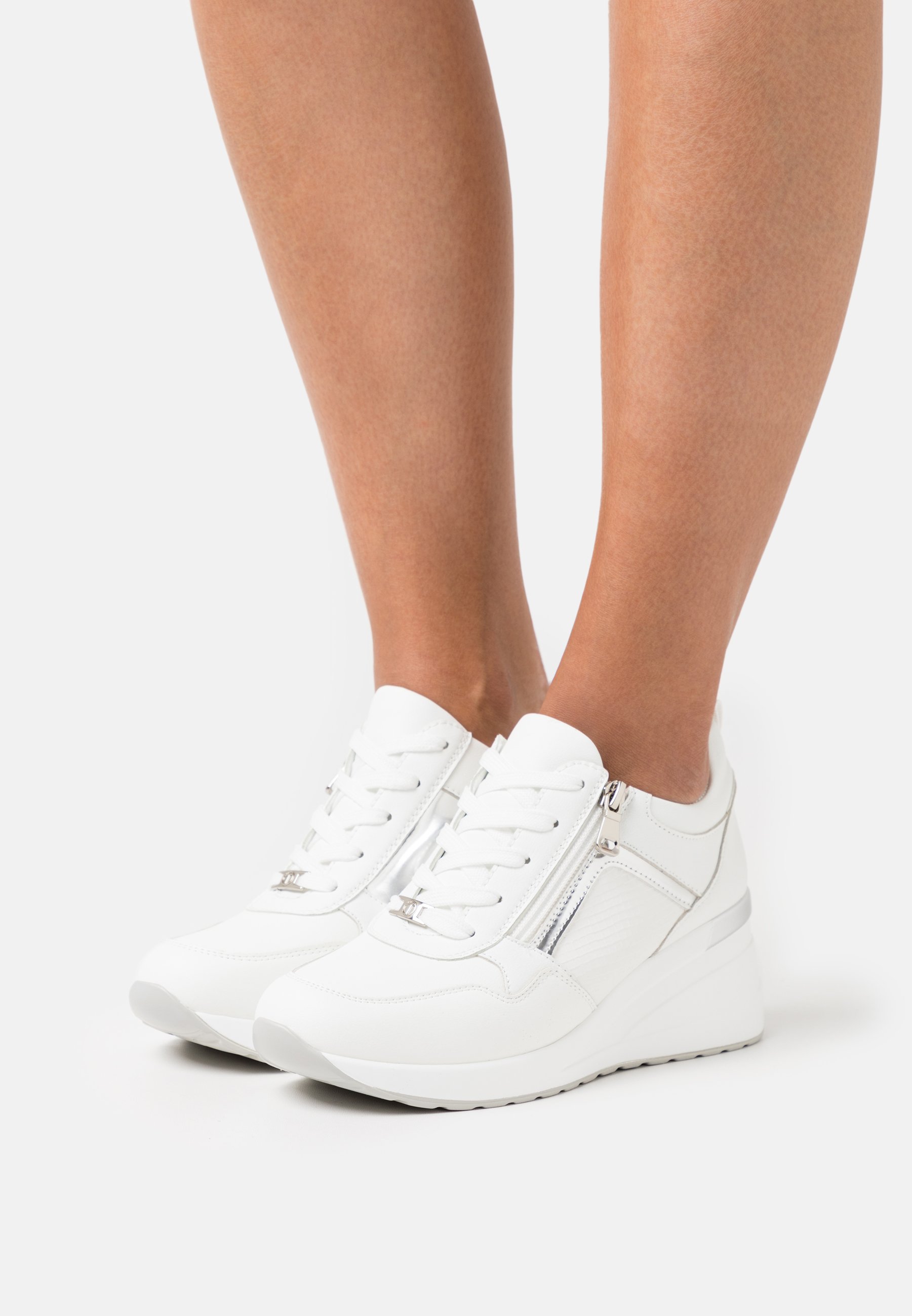Tata Italia Sneakers laag - silver/wit - Zalando.nl