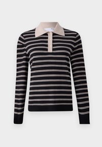 Svart långärmad polo med beige horisontella ränder, beige krage och tre beige knappar på knappslutningen.