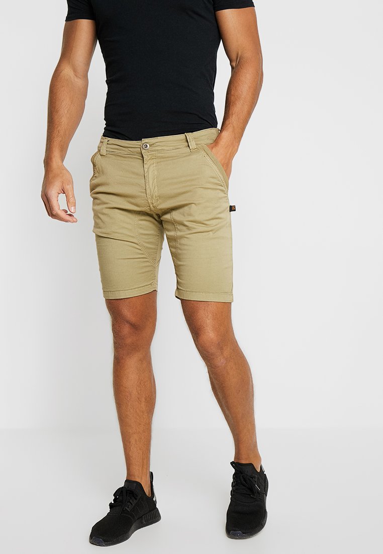 Alpha Industries KEROSENE - Shorts - light olive