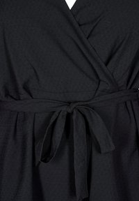 Zizzi WICKEL MIT BINDEBAND UND LANGEN ÄRMELN - Palaidinė - black