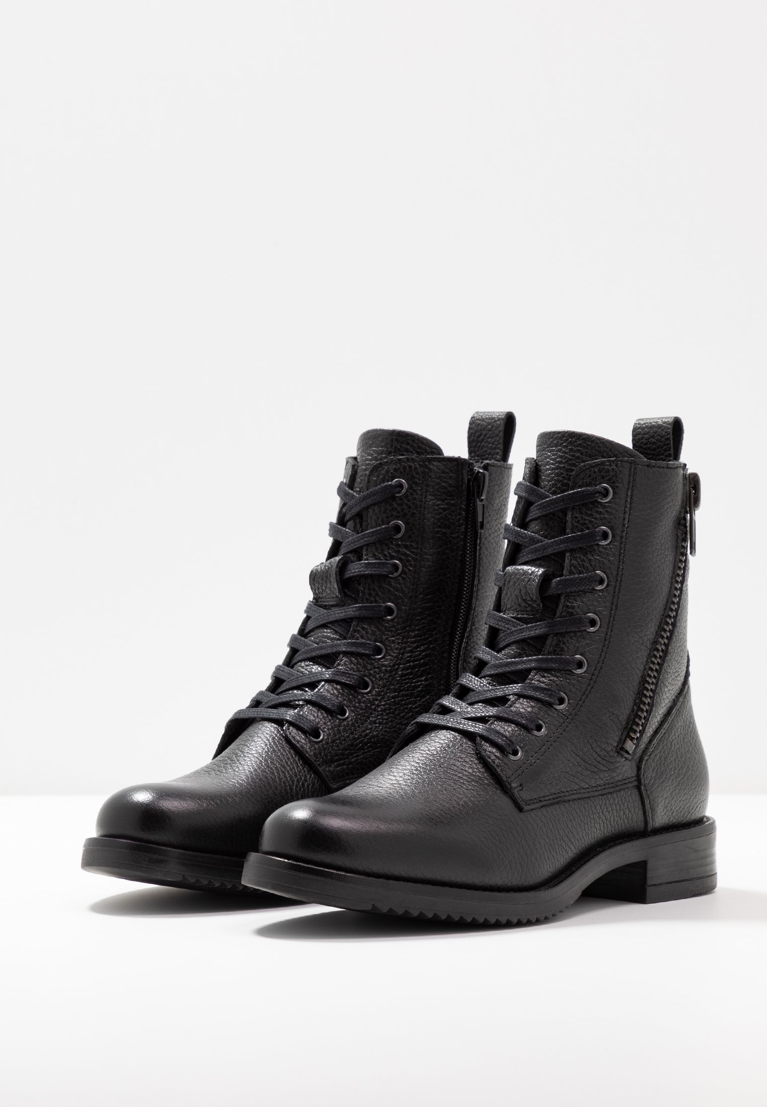 zign bottines à lacets