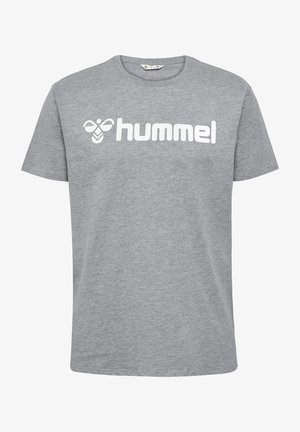 Grijze katoenen T-shirt met korte mouwen, voorzien van een grote witte "hummel" logo over de borst. Ronde halslijn, casual pasvorm.