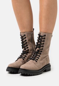 s.Oliver Lace-up ankle boots - taupe