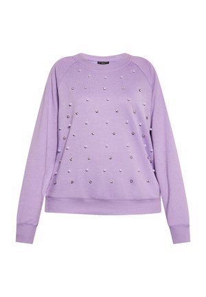 Lavendel sweatshirt lavet af blødt stof med sølv- og hvide nitter arrangeret jævnt over forsiden, samt ribbede mansjetter og halsudskæring.