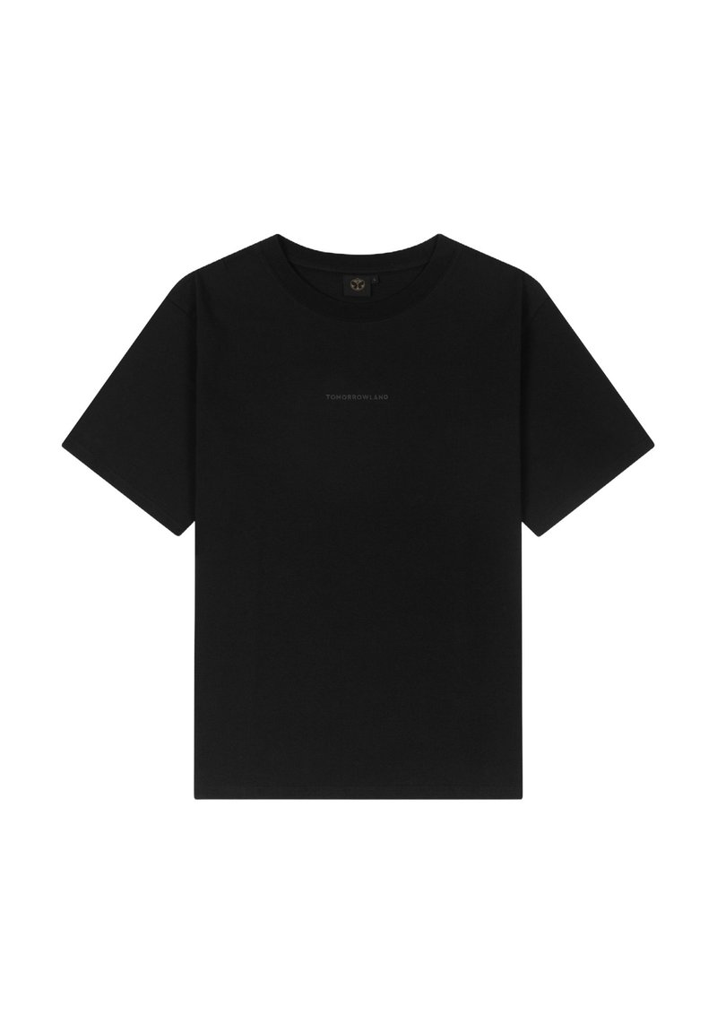 Zwart katoenen t-shirt met korte mouwen, ronde halslijn, voorzien van een subtiele "TOMORROWLAND" print in het midden. Zachte, gladde textuur.