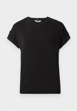 Lyhythihainen musta t-paita, joka on valmistettu kevyestä kankaasta. Siinä on pyöreä kaula-aukko ja käännetyt hihat. Minimalistinen muotoilu ilman kuvioita.