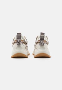 Steve Madden TAZMANIA - Trainers - pewter/gold