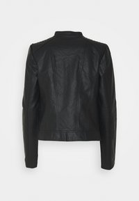 Giacca di pelle nera con un design aderente, caratterizzata da un colletto alto, dettagli trapuntati sulle spalle e una texture liscia. Vista posteriore mostrata.