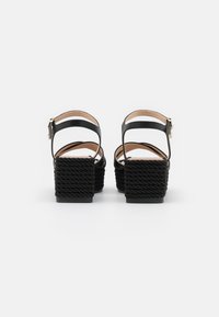 AIGNER Sandály na platformě - black