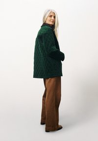 FRNCH LAIA - Halflange jas - vert foret