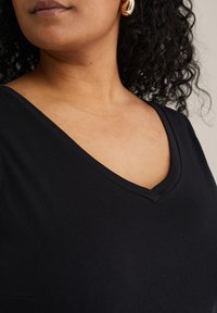 WE Fashion CURVE - Topp - black