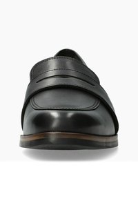 Chaussure slip-on en cuir noir présentant deux sangles horizontales sur le dessus, texture lisse, bout arrondi et un subtil accent de talon marron.