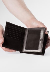 Aunts & Uncles FJELL - Wallet - ebony