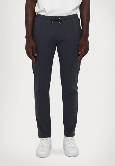 Ron Dorff CITY PANTS - Teplákové kalhoty - lava grey