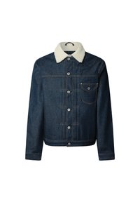 Chaqueta de mezclilla con un cuello de forro de lana blanca, cierre frontal con botones, bolsillo en el pecho y tela de color azul oscuro. Corte recto y mangas largas.