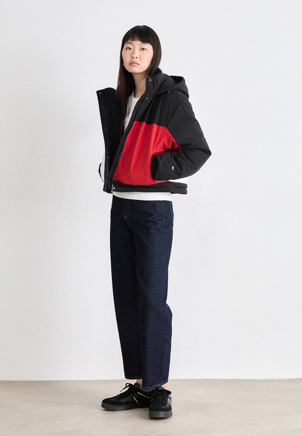 CROP FLAG PUFFER - Winter jacket4