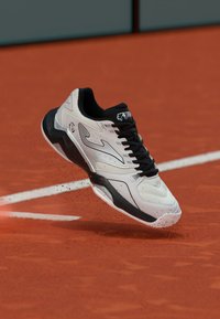 Επιλέχθηκε, white