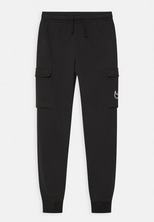 Schwarze Jogginghose aus weicher Stoffqualität, mit zwei seitlichen Cargo-Taschen, einem elastischen Bund mit Kordelzug und einem kleinen Logo-Highlight.