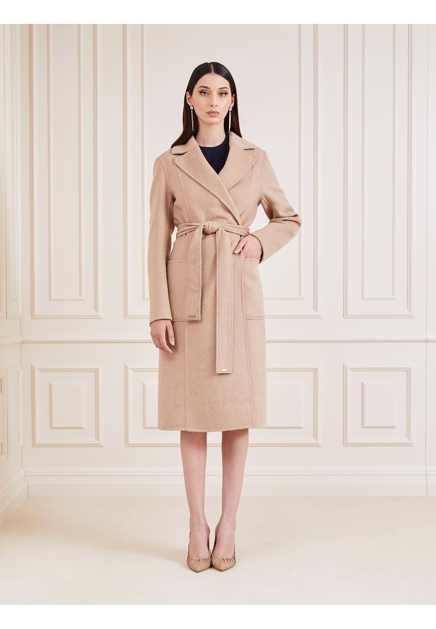 guess by marciano mantel