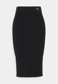 Černá proužkovaná midi sukně s přiléhavým střihem a elastickým pasem. Na pase se nachází malé vyšívané logo. Hladká textura.