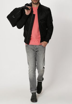 BASIC - Bomber Jacket - black