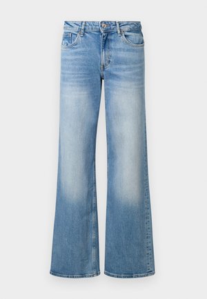 Gaiši zili džinsi ar platām kājām, ar nolietotu faktūru, augstu jostasvietu un piecu kabatu dizainu, ar pogu un rāvējslēdzēju.