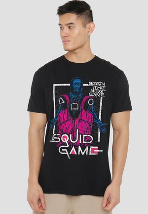 SQUID GAME FRONT GUARDS  - Print T-shirt - black