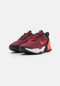 Nike Performance AIR MAX ALPHA TRAINER 5 - Sapatilha de treino - team red/bright crimson/black/white