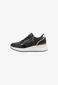 Seleccionado, black