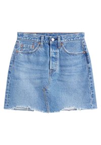 Ljust blå denimkjol med hög midja, framknappslås och slitna fållar. Har traditionella fickor och diskret blekning.