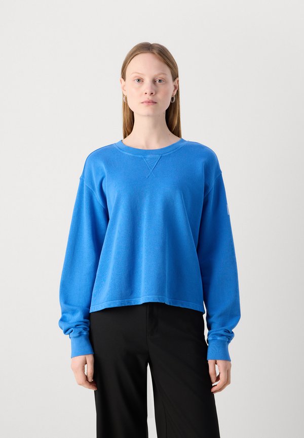 WOMAN - Sweatshirt4