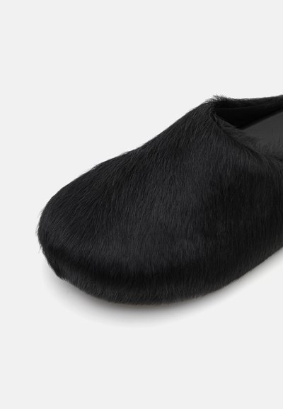 Marni Platt slip-in - black
