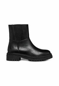Botte de cheville en cuir noir avec des panneaux latéraux élastiques, bout rond et semelle en caoutchouc robuste, présentant une finition lisse et des détails de couture.